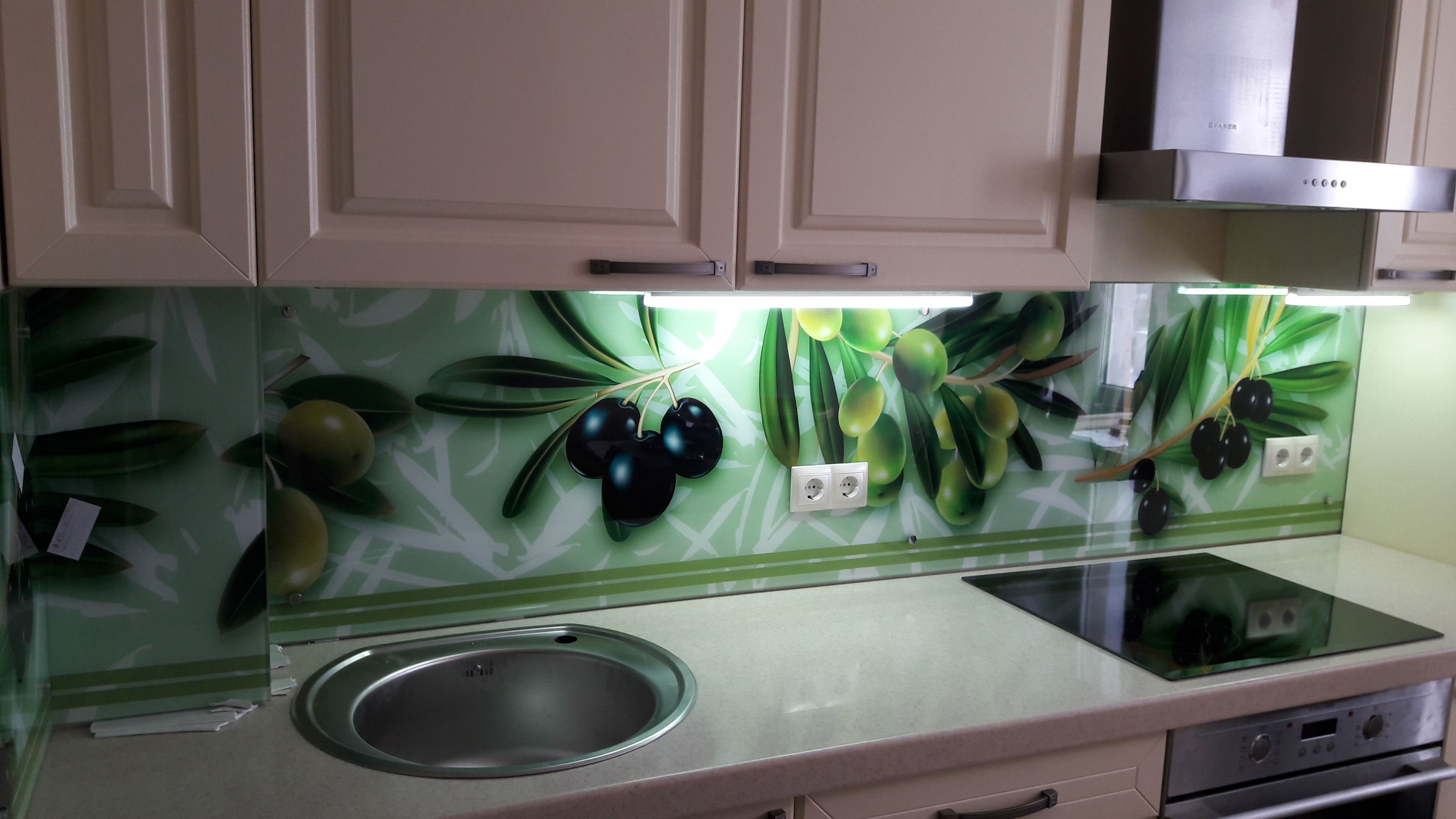 Стеновая панель для кухни с маслинами